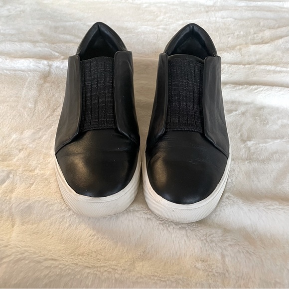 Vince Cantara Slip On Leather Sneakers - Picture 2 of 8